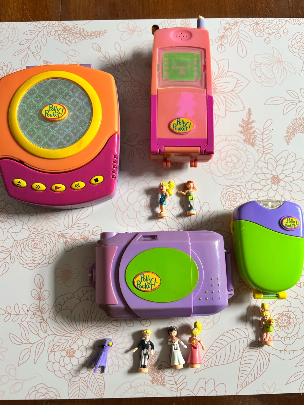 Vintage 1998 Bluebird Polly Pocket "Hot Stuff" Collection